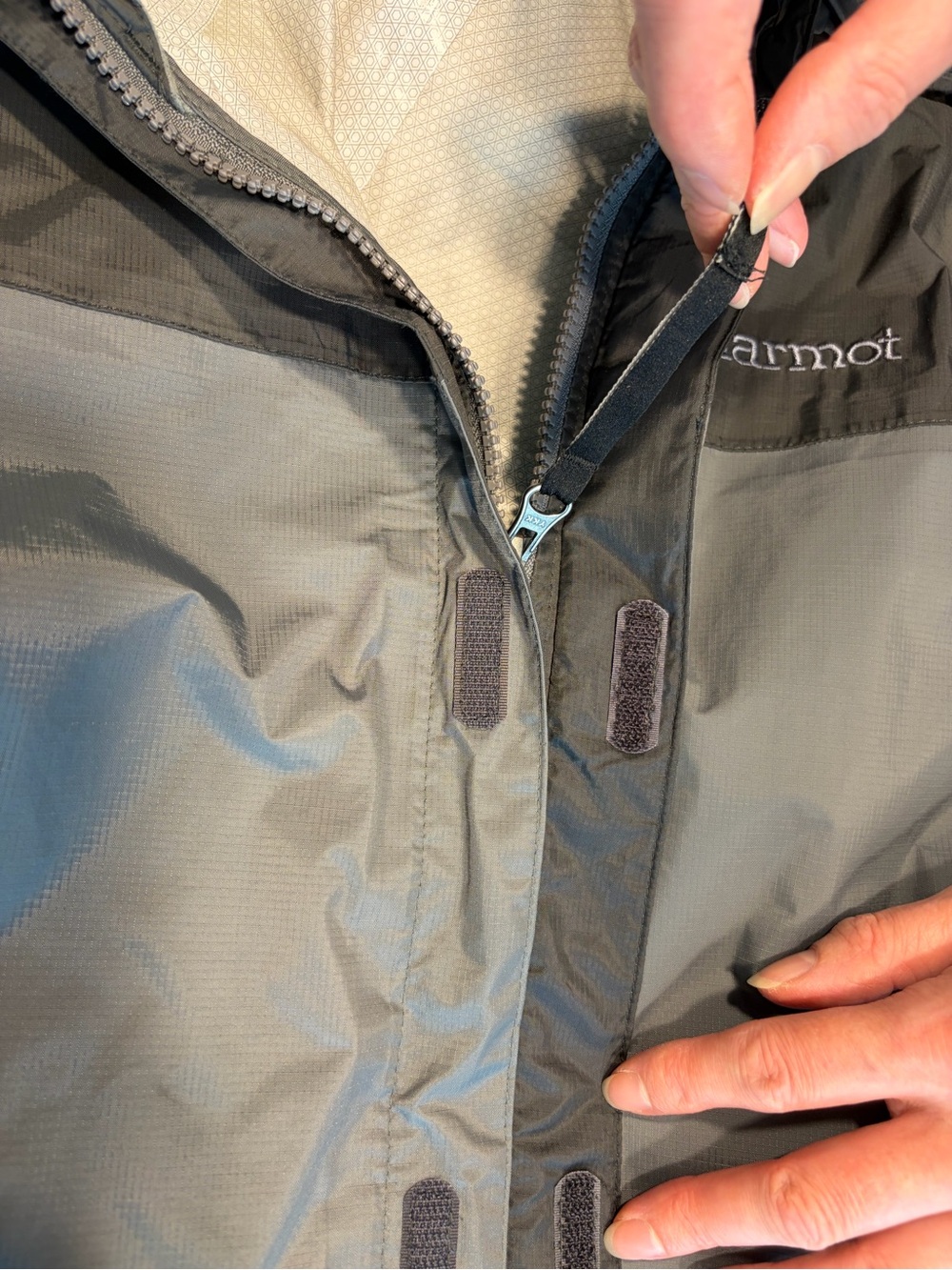 Marmot Men's Hooded Raincoat in Gray with Black Accents